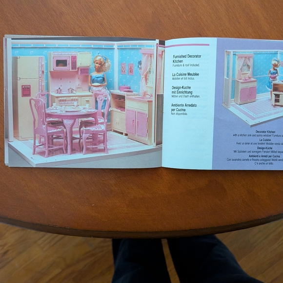 Vintage Barbie Living Pretty Furniture Catalog/Manual, Mattel 1987 - Picture 6 of 11